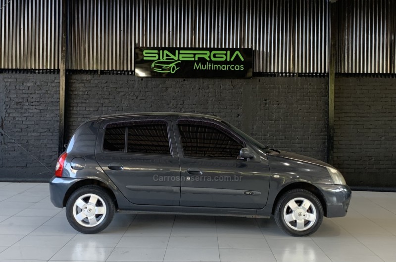 CLIO 1.0 AUTHENTIQUE 16V FLEX 4P MANUAL - 2007 - CAXIAS DO SUL