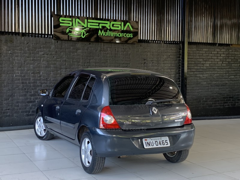 CLIO 1.0 AUTHENTIQUE 16V FLEX 4P MANUAL - 2007 - CAXIAS DO SUL