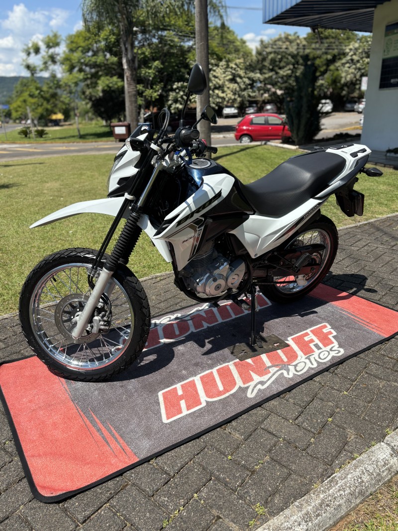 NXR 160 BROS ESDD - 2022 - FELIZ