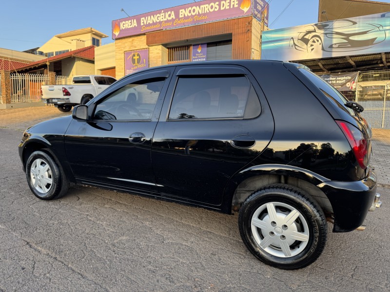 CELTA 1.0 MPFI LT 8V FLEX 4P MANUAL - 2014 - DOIS IRMãOS