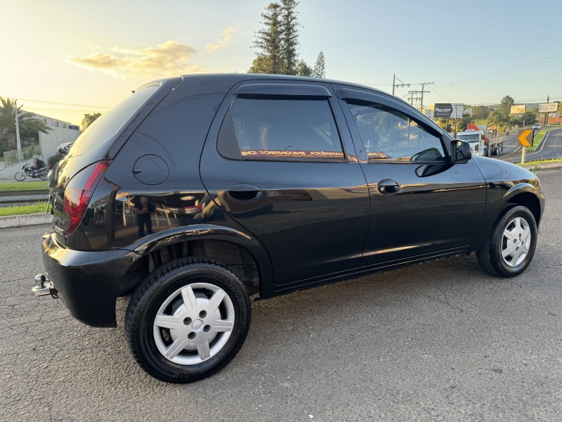 CELTA 1.0 MPFI LT 8V FLEX 4P MANUAL - 2014 - DOIS IRMãOS