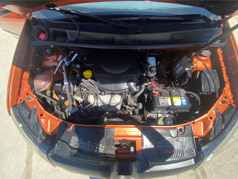 SANDERO 1.6 STEPWAY 8V FLEX 4P AUTOMATIZADO - 2015 - CAXIAS DO SUL