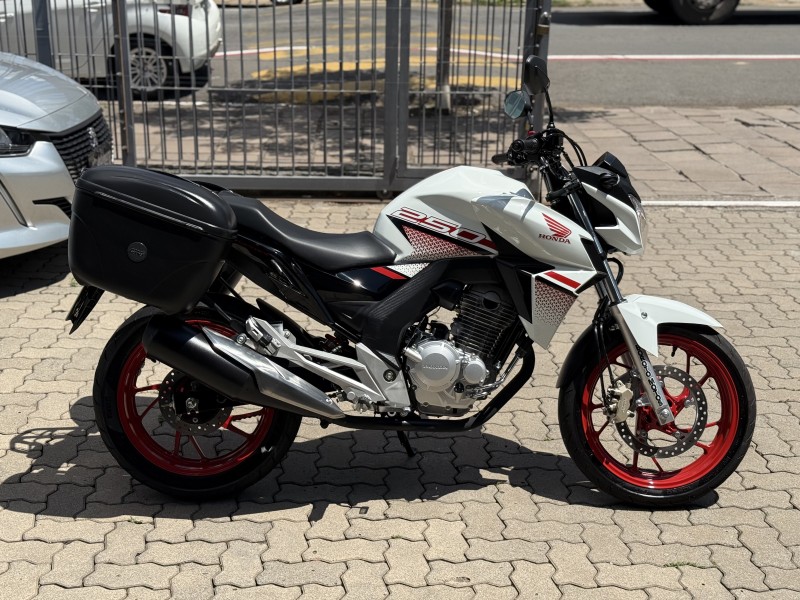 CB 250F TWISTER CBS - 2022 - BENTO GONçALVES