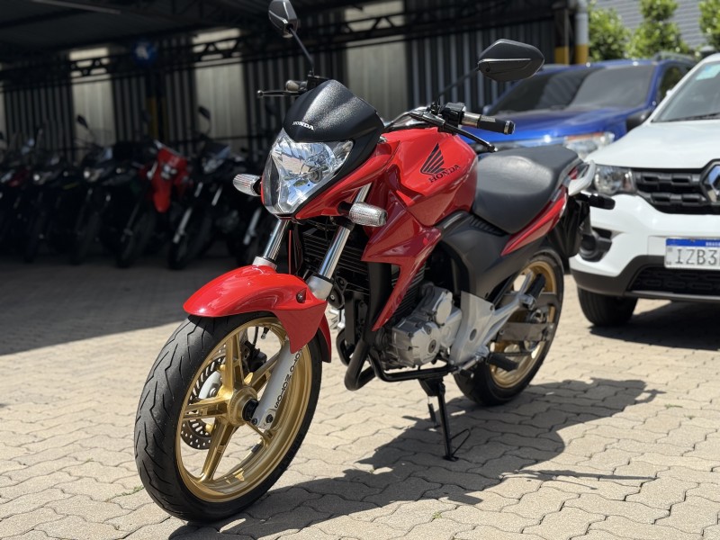 CB 300R  - 2015 - BENTO GONçALVES