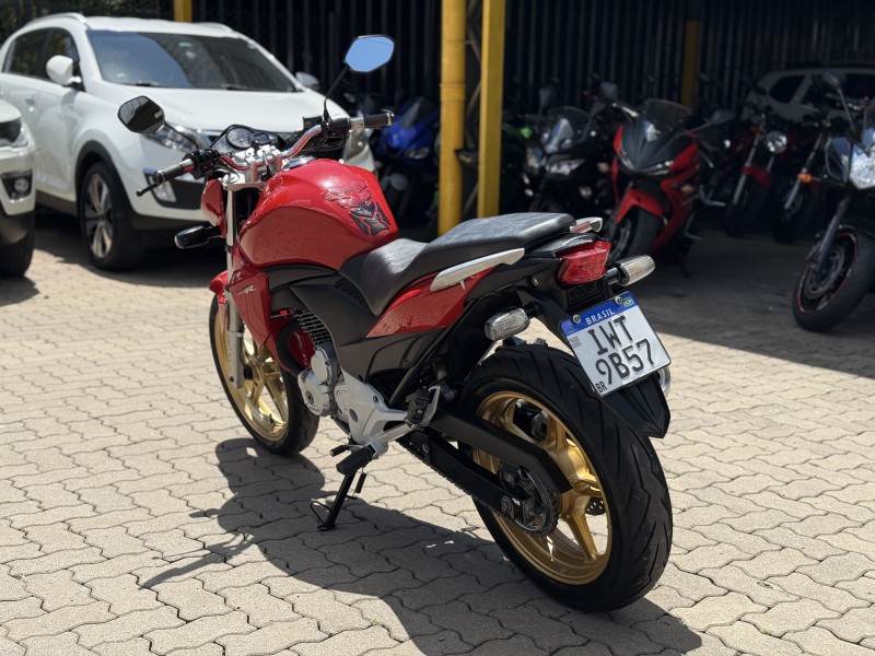 CB 300R  - 2015 - BENTO GONçALVES