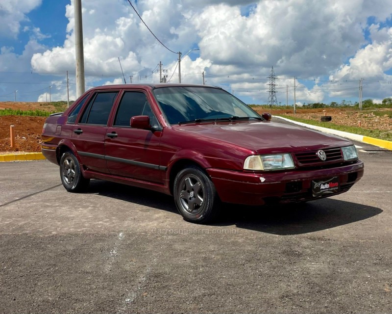 SANTANA 2.0 MI 8V GASOLINA 4P MANUAL - 1998 - VACARIA