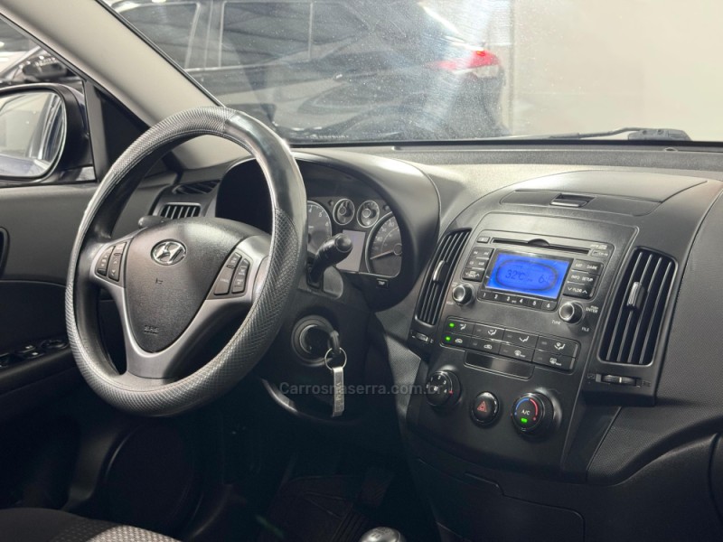 I30 2.0 MPI 16V GASOLINA 4P MANUAL - 2010 - ESTâNCIA VELHA