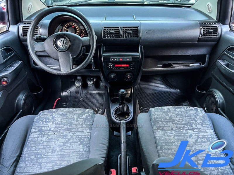 FOX 1.6 MI 8V FLEX 4P MANUAL - 2004 - NOVO HAMBURGO