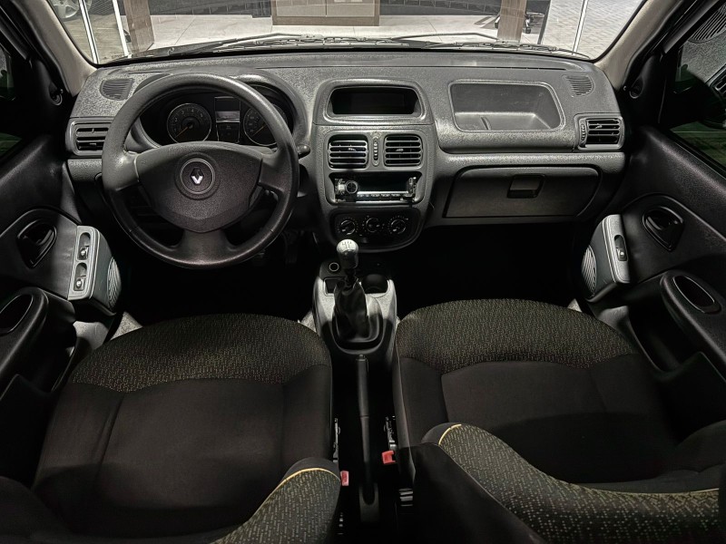 CLIO 1.0 EXPRESSION 16V FLEX 4P MANUAL - 2014 - CAXIAS DO SUL