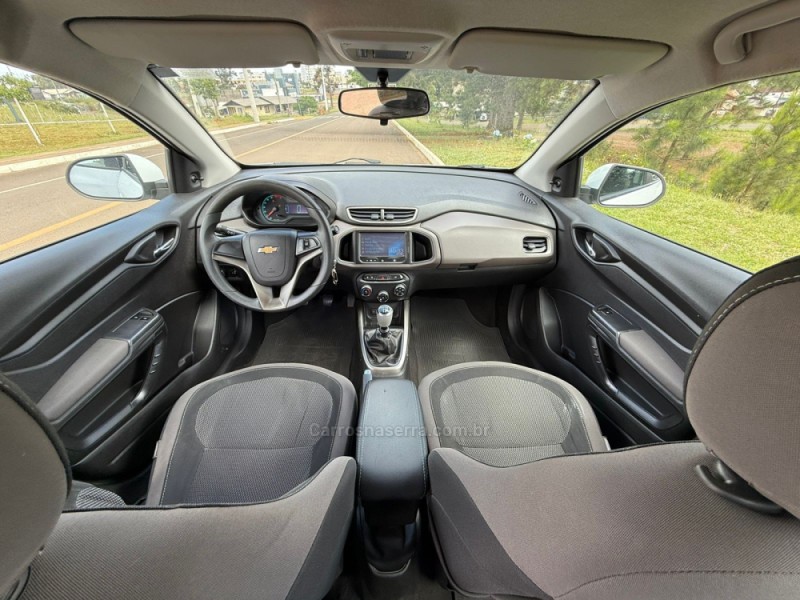 PRISMA 1.0 MPFI JOY 8V FLEX 4P MANUAL - 2018 - VACARIA