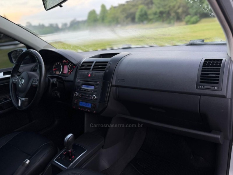POLO 1.6 MI 8V FLEX 4P AUTOMATIZADO - 2013 - SãO FRANCISCO DE PAULA
