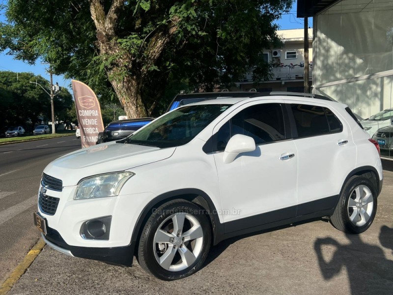 TRACKER 1.8 MPFI LTZ 4X2 16V FLEX 4P AUTOMÁTICO - 2013 - MONTENEGRO