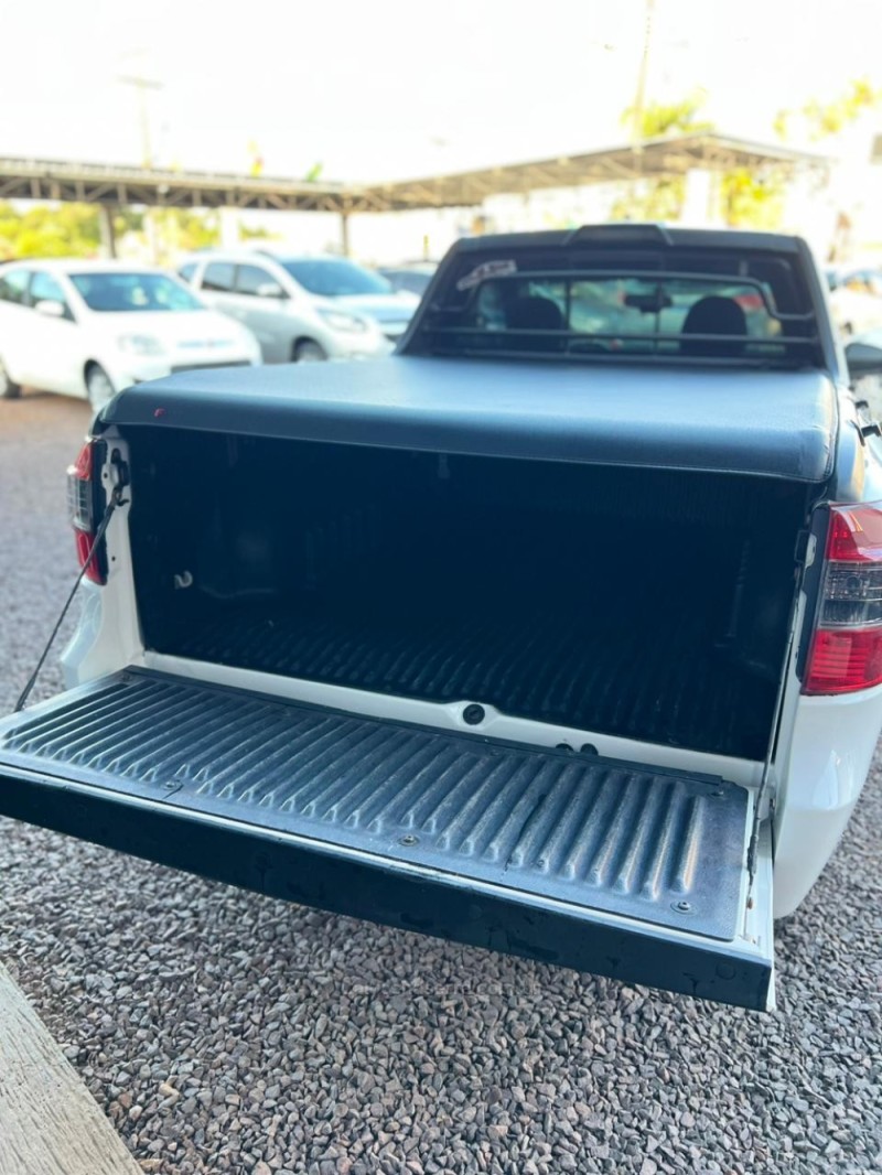 MONTANA 1.4 MPFI LS CS 8V FLEX 2P MANUAL - 2013 - LAJEADO