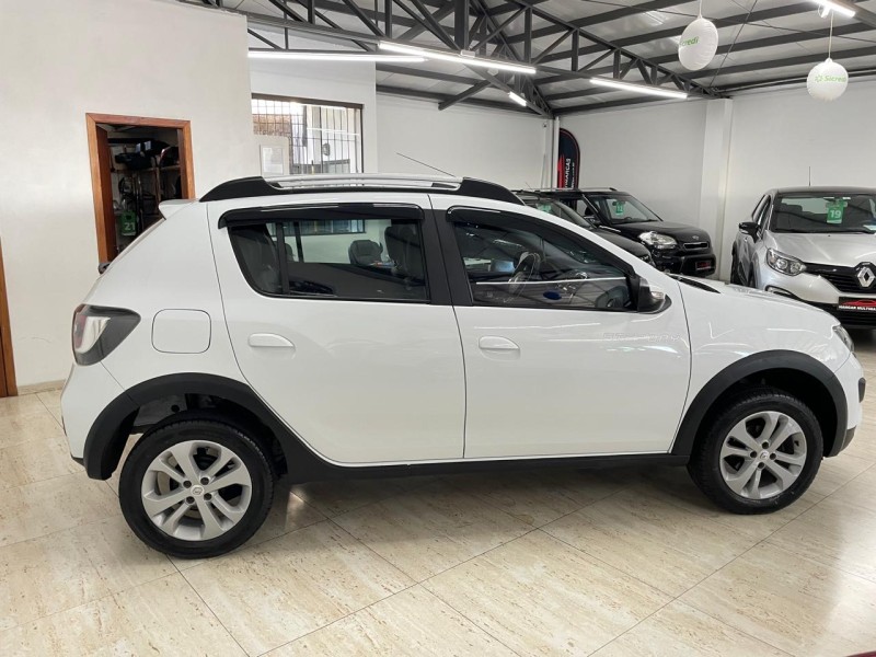 SANDERO 1.6 STEPWAY 8V FLEX 4P MANUAL - 2015 - CAXIAS DO SUL