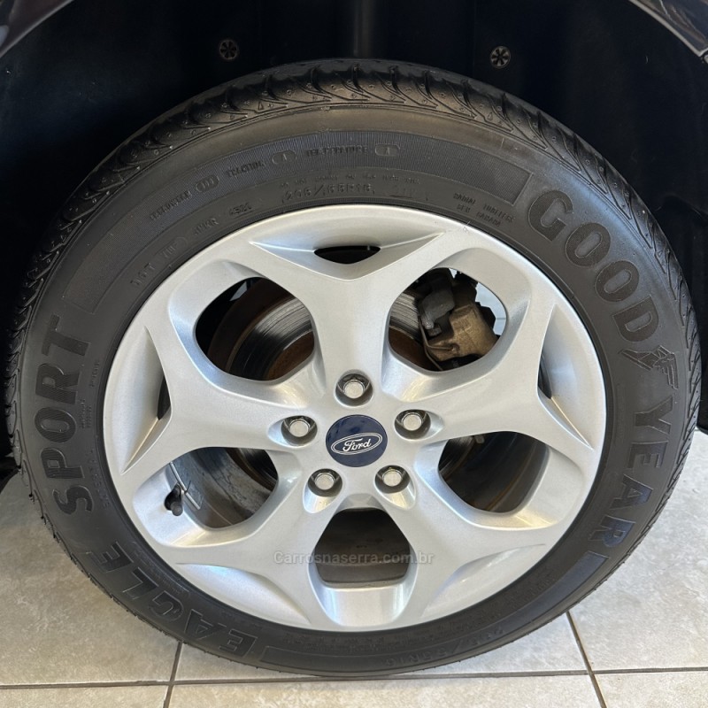 FOCUS 2.0 TITANIUM HATCH 16V FLEX 4P AUTOMÁTICO - 2011 - FARROUPILHA