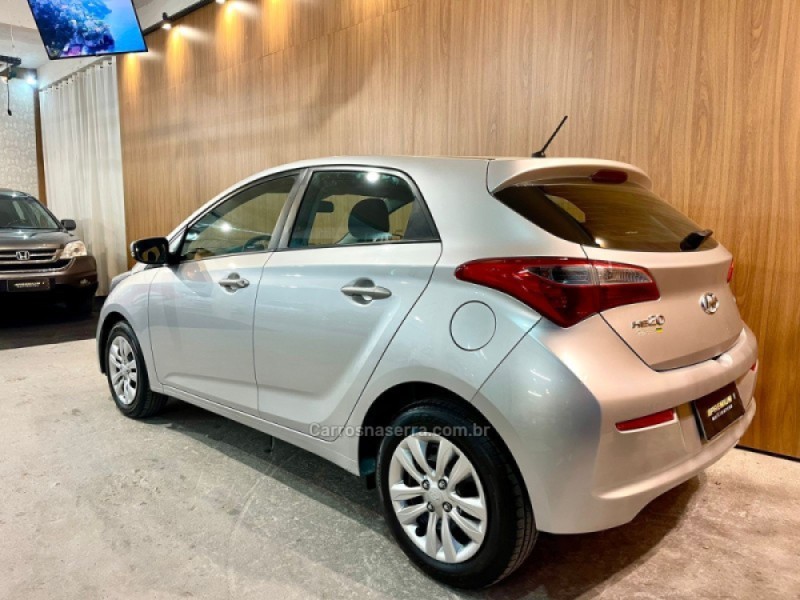 HB20 1.6 COMFORT 16V FLEX 4P MANUAL - 2017 - BENTO GONçALVES