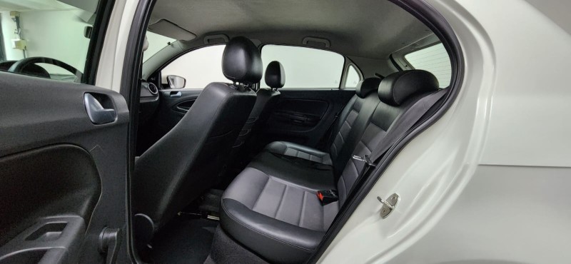 GOL 1.0 MI TRENDLINE 8V FLEX 4P MANUAL - 2013 - BENTO GONçALVES