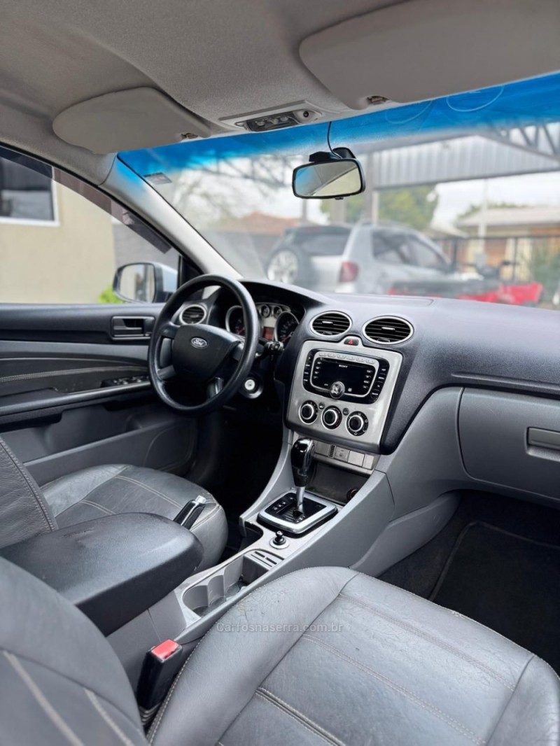 FOCUS 2.0 GLX 16V GASOLINA 4P AUTOMÁTICO - 2008 - MONTENEGRO