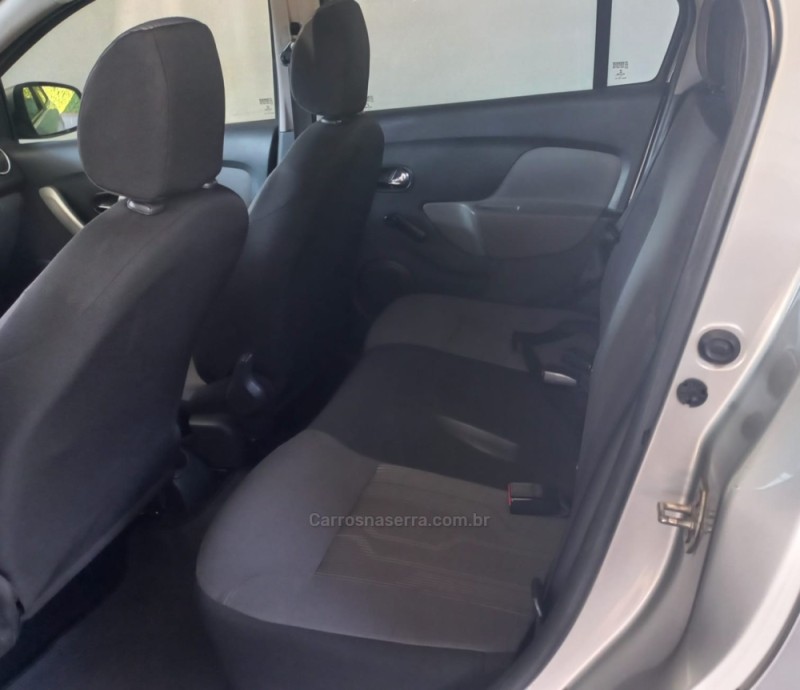 LOGAN 1.0 EXPRESSION 12V FLEX 4P MANUAL - 2019 - CAXIAS DO SUL