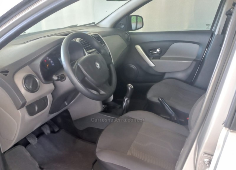 LOGAN 1.0 EXPRESSION 12V FLEX 4P MANUAL - 2019 - CAXIAS DO SUL