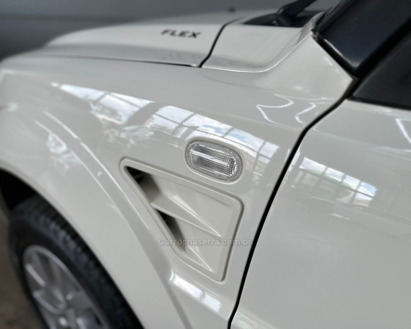 PAJERO TR4 2.0 4X4 16V 140CV FLEX 4P AUTOMÁTICO - 2011 - VACARIA