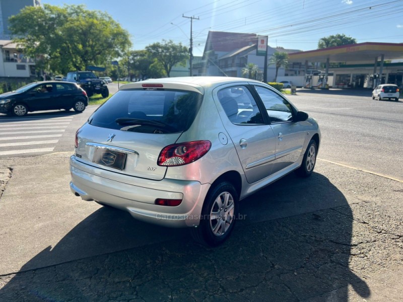 207  - 2011 - MONTENEGRO