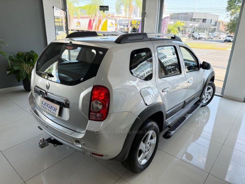 DUSTER 1.6 DYNAMIQUE 4X2 16V FLEX 4P MANUAL - 2013 - SãO LEOPOLDO