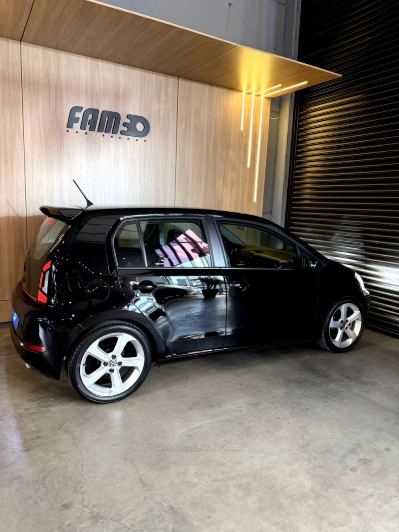 UP 1.0 TSI CONNECT 12V TOTAL FLEX 4P MANUAL - 2020 - LAJEADO