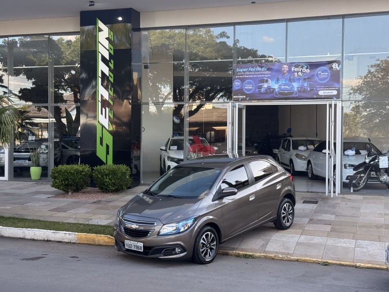 onix 1.4 mpfi ltz 8v flex 4p automatico 2014 farroupilha