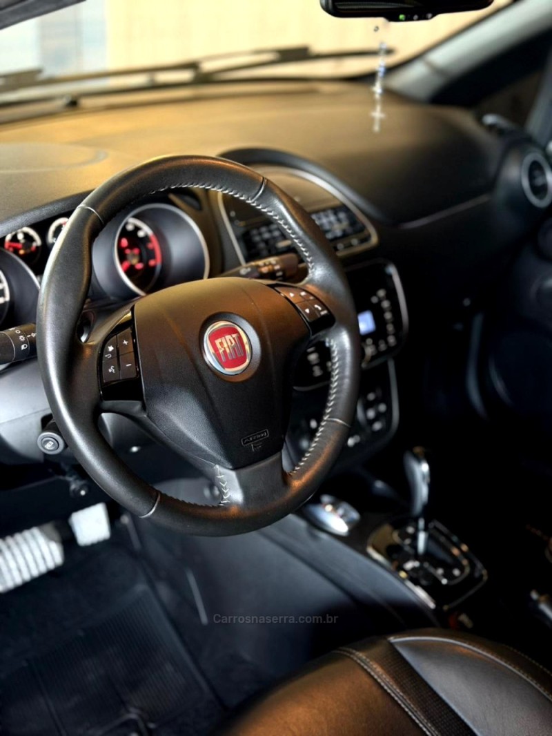 PUNTO 1.8 BLACKMOTION 16V FLEX 4P AUTOMATIZADO - 2014 - LAJEADO