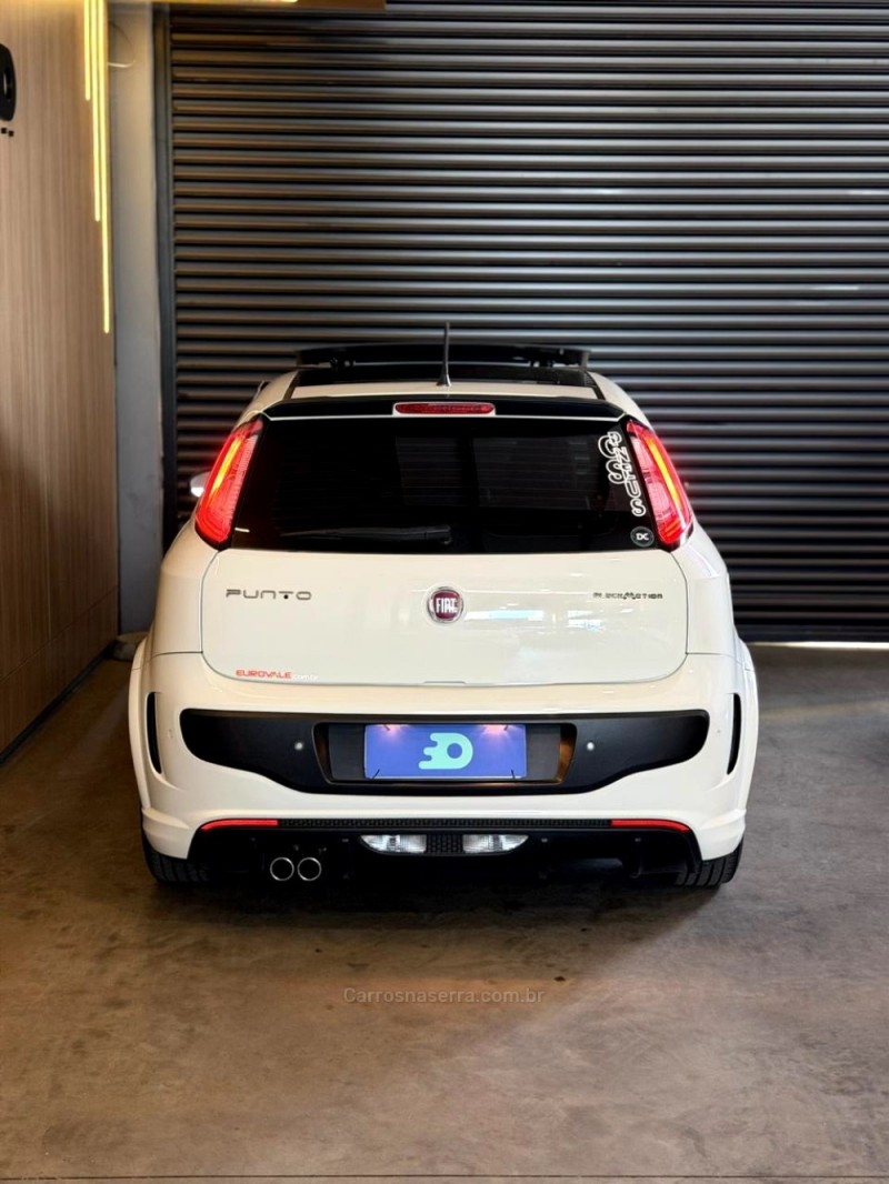 PUNTO 1.8 BLACKMOTION 16V FLEX 4P AUTOMATIZADO - 2014 - LAJEADO