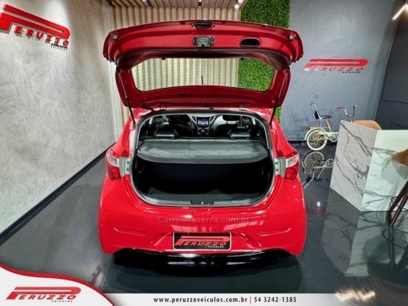 HB20 1.6 SPICY 16V FLEX 4P MANUAL - 2015 - NOVA PRATA