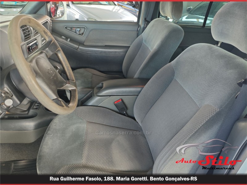 S10 2.4 MPFI RODEIO 4X2 CD 8V FLEX 4P MANUAL - 2011 - BENTO GONçALVES