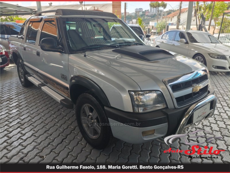 S10 2.4 MPFI RODEIO 4X2 CD 8V FLEX 4P MANUAL - 2011 - BENTO GONçALVES