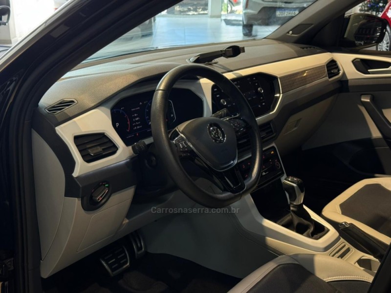 T-CROSS 1.4 HIGHLINE TSI 16V FLEX 4P AUTOMÁTICO - 2020 - CAXIAS DO SUL