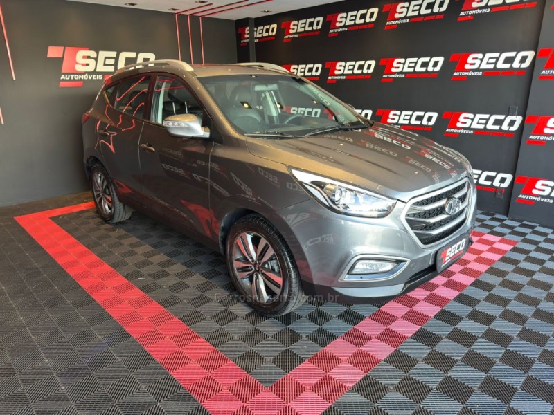 TUCSON 2.0 MPFI GL 16V 142CV 2WD GASOLINA 4P AUTOMÁTICO - 2017 - PASSO FUNDO