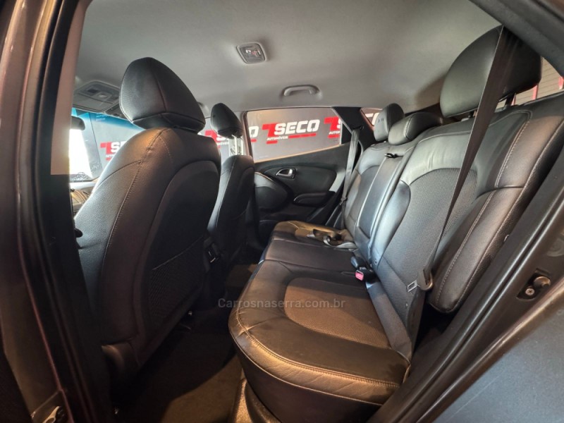 TUCSON 2.0 MPFI GL 16V 142CV 2WD GASOLINA 4P AUTOMÁTICO - 2017 - PASSO FUNDO