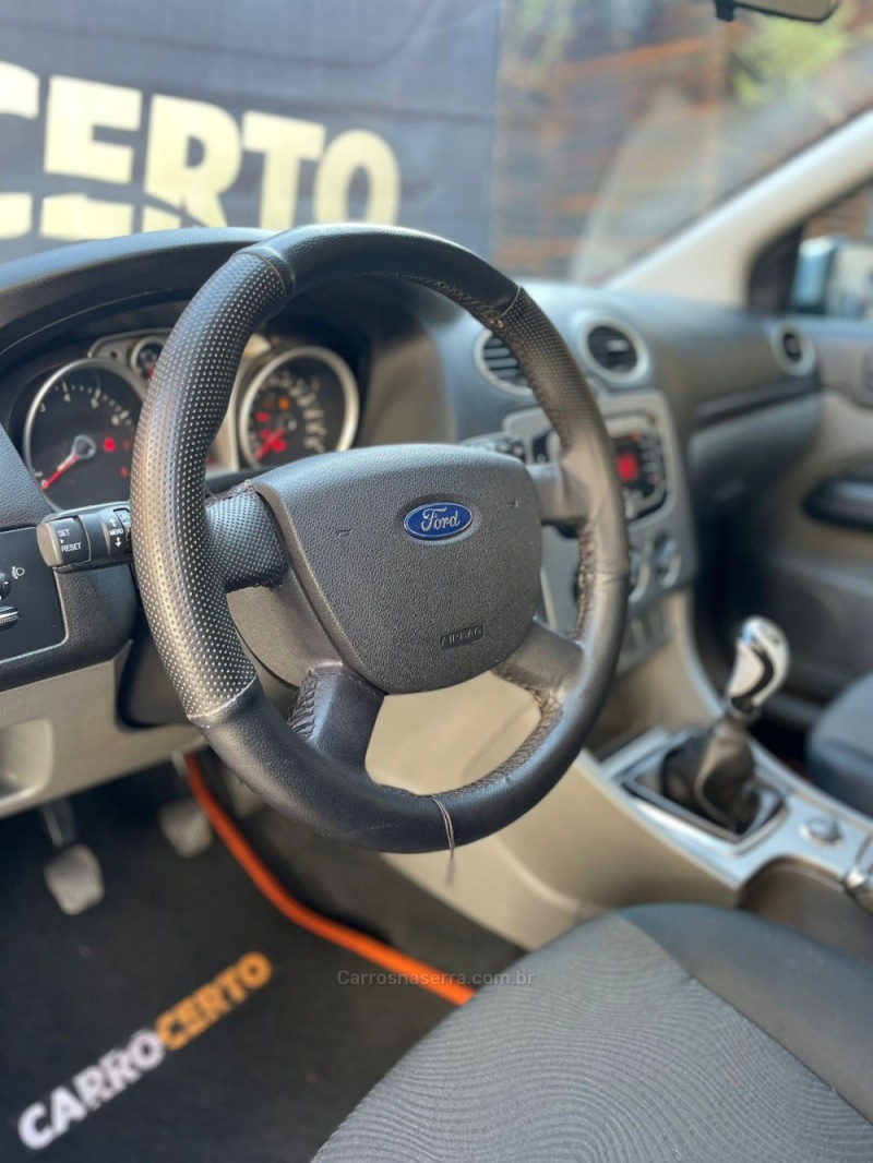 FOCUS 2.0 FC 16V GASOLINA 4P MANUAL - 2009 - NOVO HAMBURGO