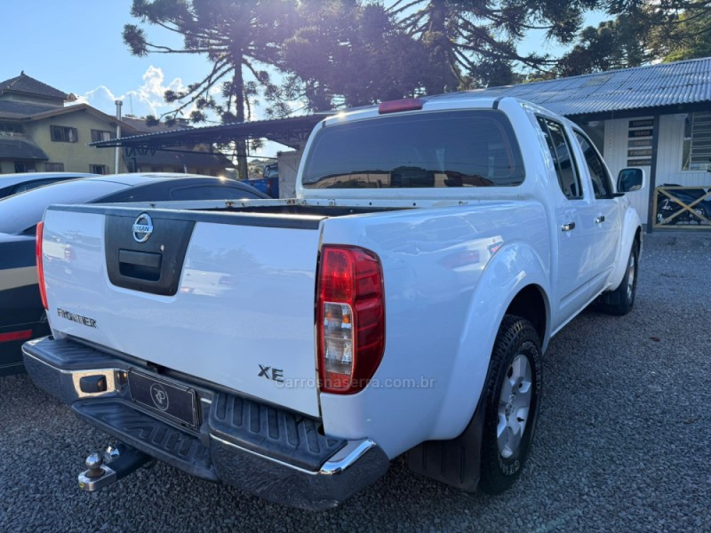 FRONTIER 2.5 XE 4X4 CD TURBO ELETRONIC DIESEL 4P MANUAL - 2013 - CANELA