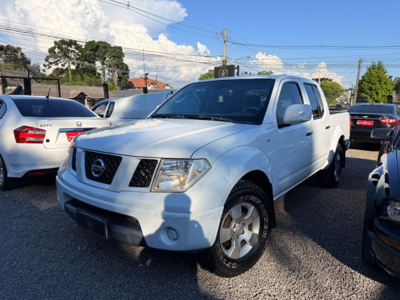 frontier 2.5 xe 4x4 cd turbo eletronic diesel 4p manual 2013 canela