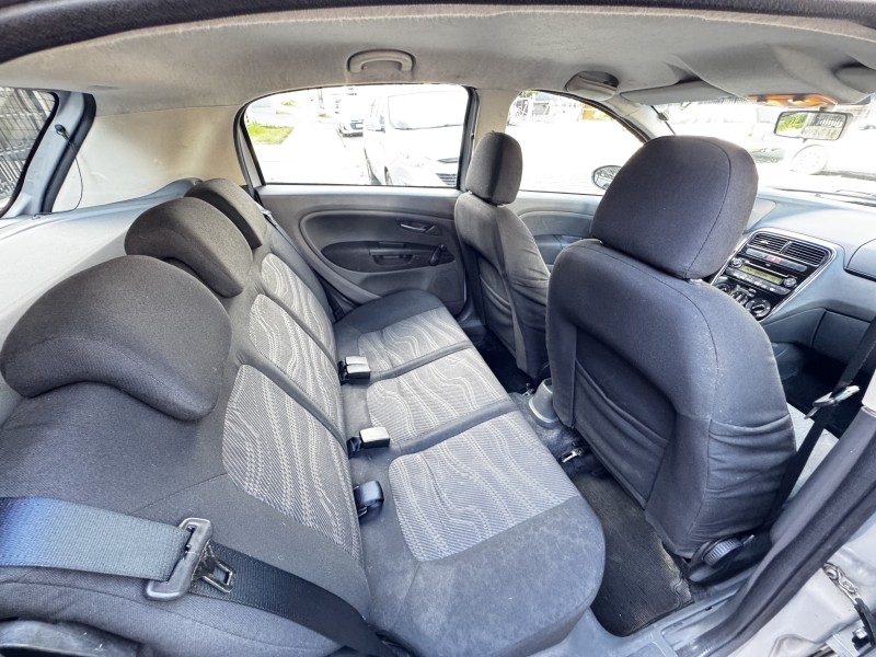 PUNTO 1.4 ATTRACTIVE 8V FLEX 4P MANUAL - 2010 - CAXIAS DO SUL