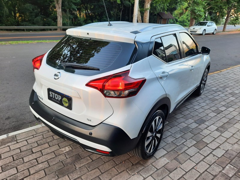 KICKS 1.6 16V FLEX SL 4P XTRONIC - 2017 - DOIS IRMãOS