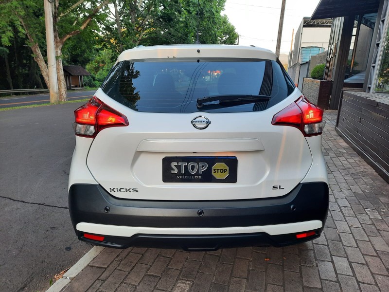 KICKS 1.6 16V FLEX SL 4P XTRONIC - 2017 - DOIS IRMãOS