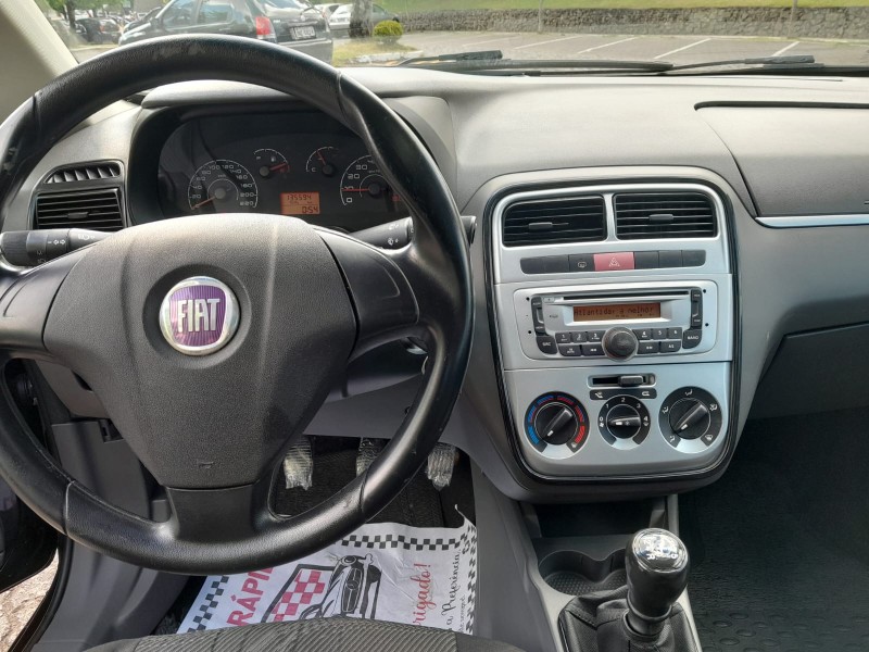 PUNTO 1.4 ATTRACTIVE 8V FLEX 4P MANUAL - 2011 - CAXIAS DO SUL