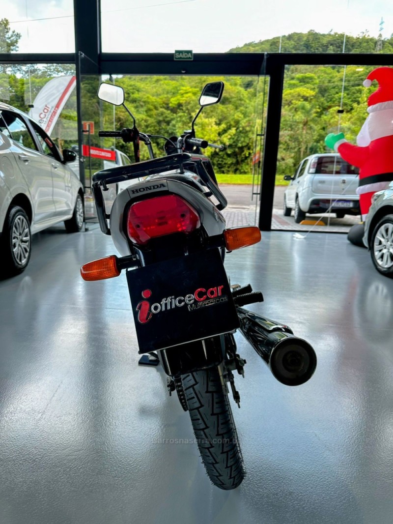 CG 150 TITAN ESD - 2008 - TRêS COROAS