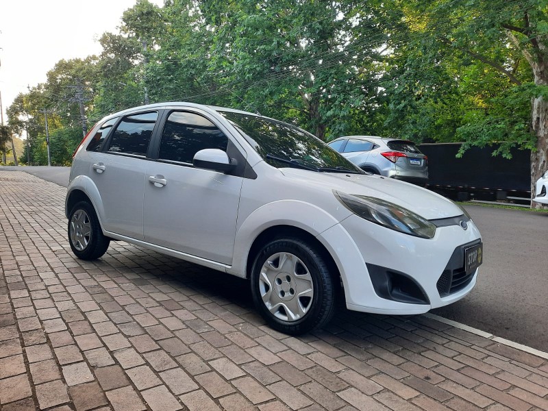 FIESTA 1.6 MPI 8V GASOLINA 4P MANUAL - 2011 - DOIS IRMãOS
