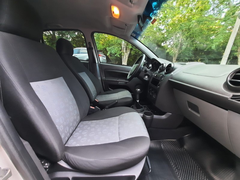 FIESTA 1.6 MPI 8V GASOLINA 4P MANUAL - 2011 - DOIS IRMãOS