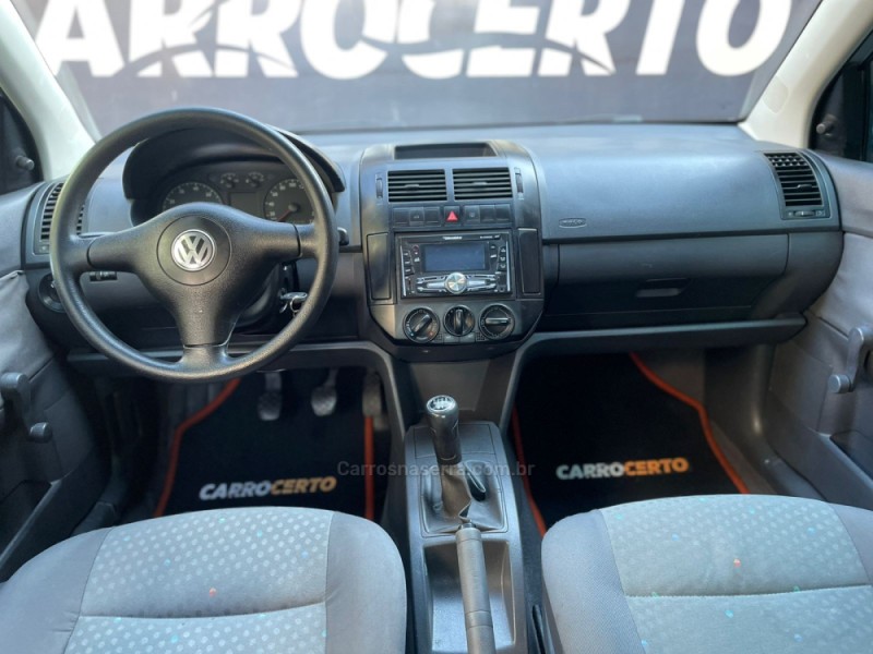POLO 1.6 MI 8V FLEX 4P MANUAL - 2004 - NOVO HAMBURGO