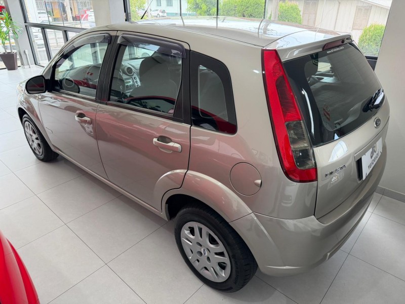 FIESTA 1.6 MPI CLASS HATCH 8V FLEX 4P MANUAL - 2012 - CAXIAS DO SUL