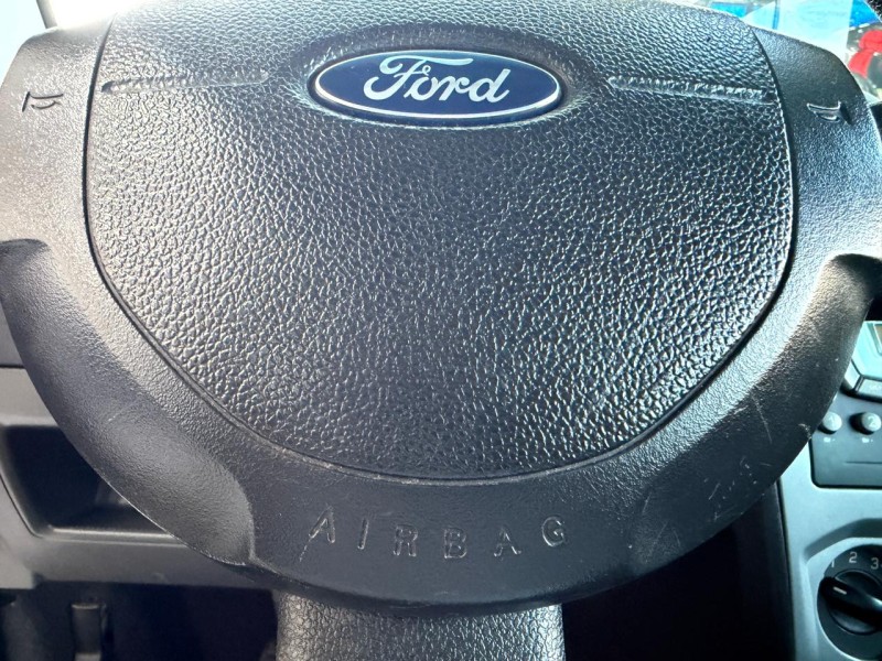 FIESTA 1.6 MPI CLASS HATCH 8V FLEX 4P MANUAL - 2012 - CAXIAS DO SUL